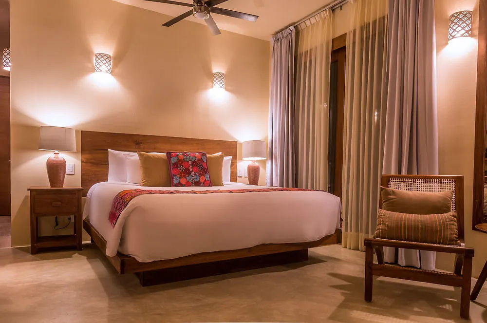 La Zebra Tulum, A Small Luxury Hotel טולום