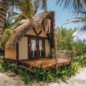 Luxe tent Glamp Ikal, Tulum Pueblo